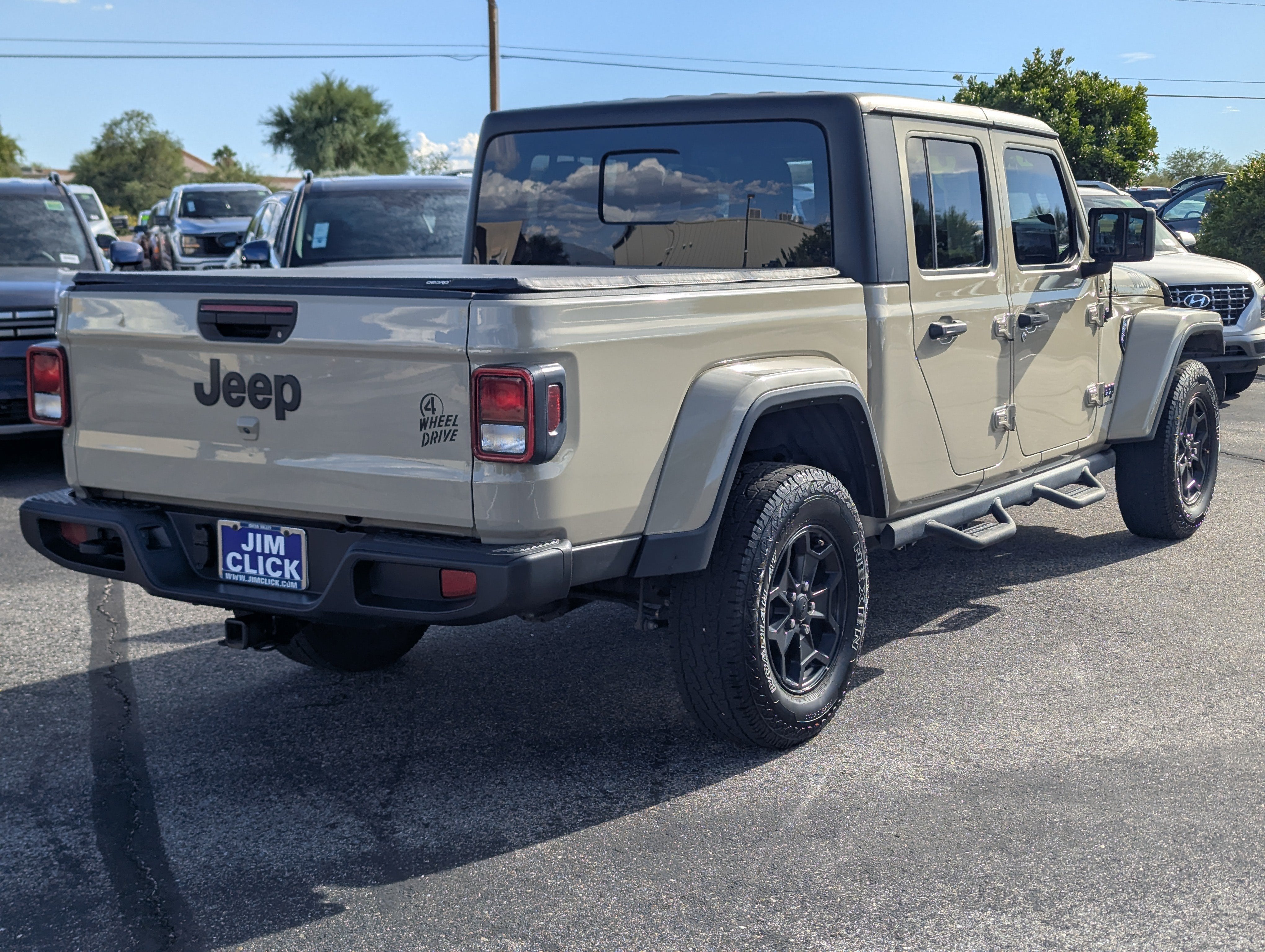 2022 Jeep Gladiator Willys