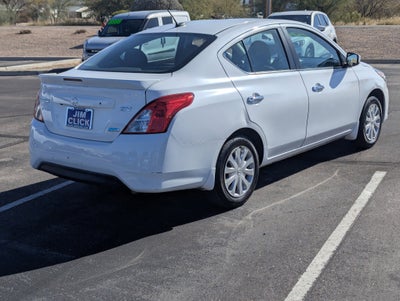 2016 Nissan Versa SV