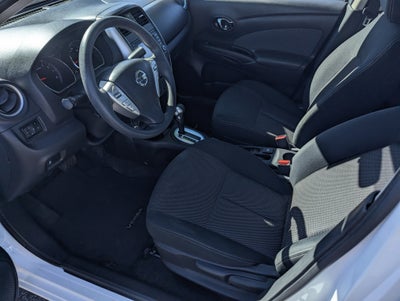 2016 Nissan Versa SV