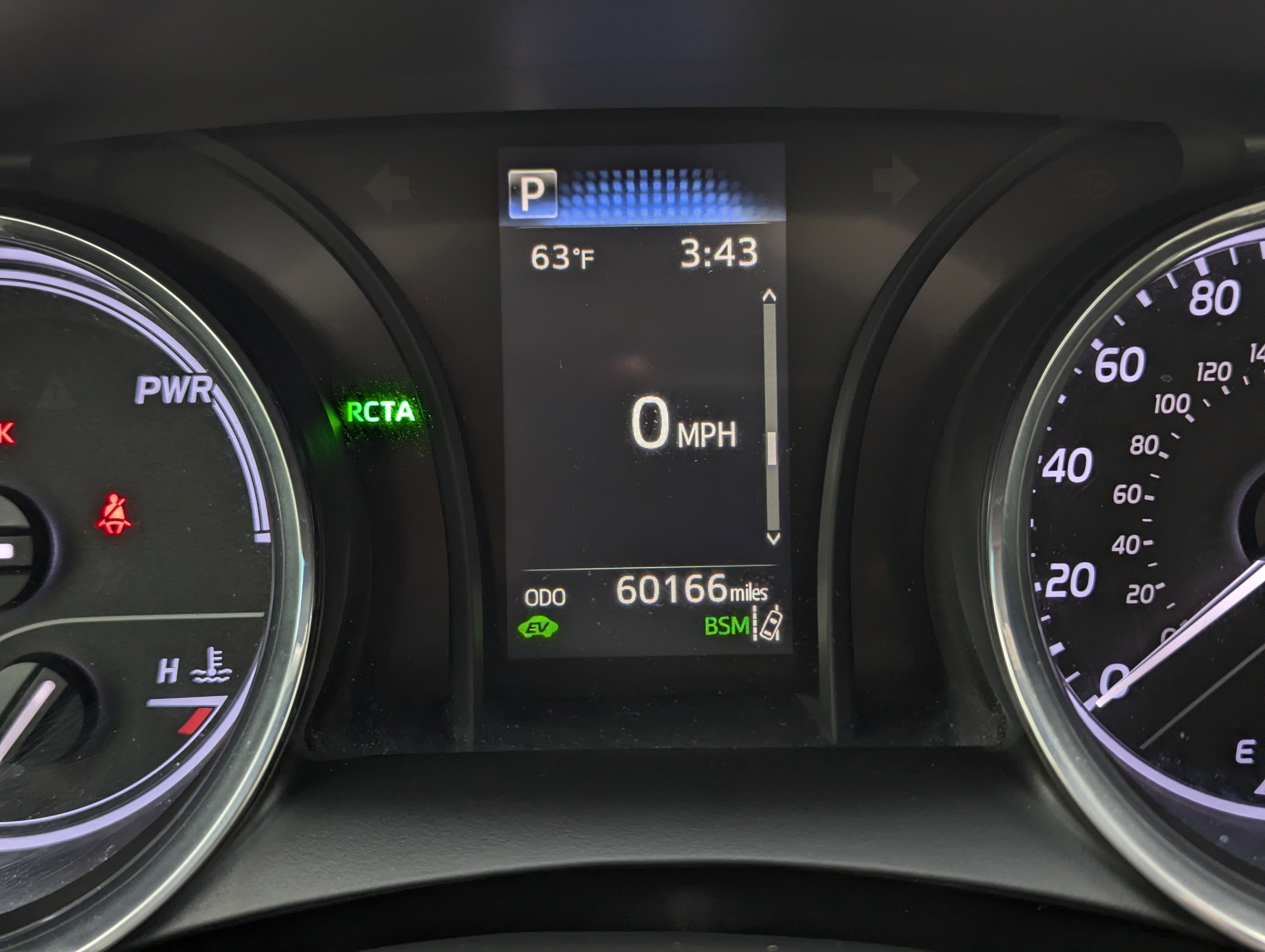 2019 Toyota Camry Hybrid SE