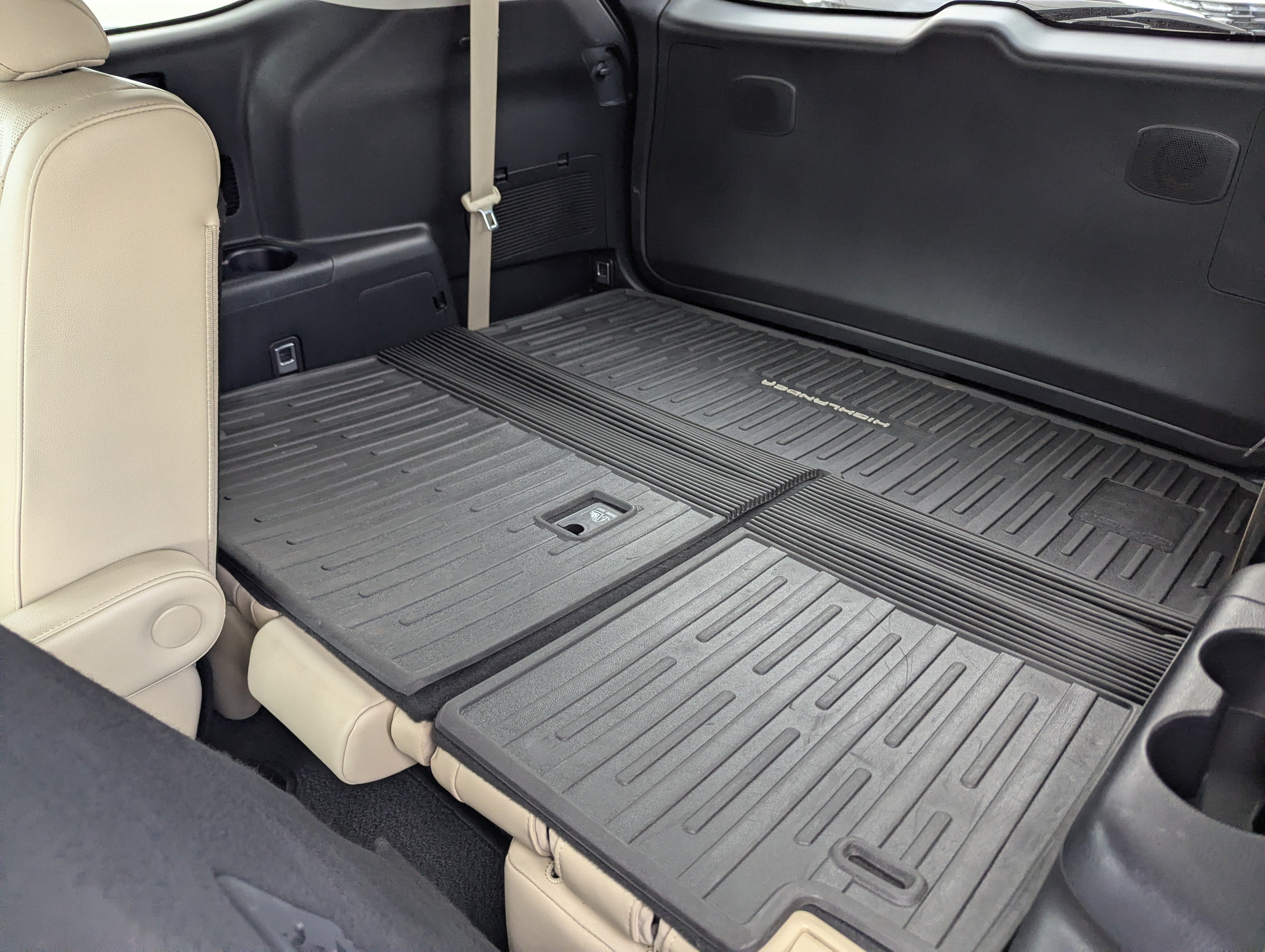 2021 Toyota Highlander Hybrid Platinum