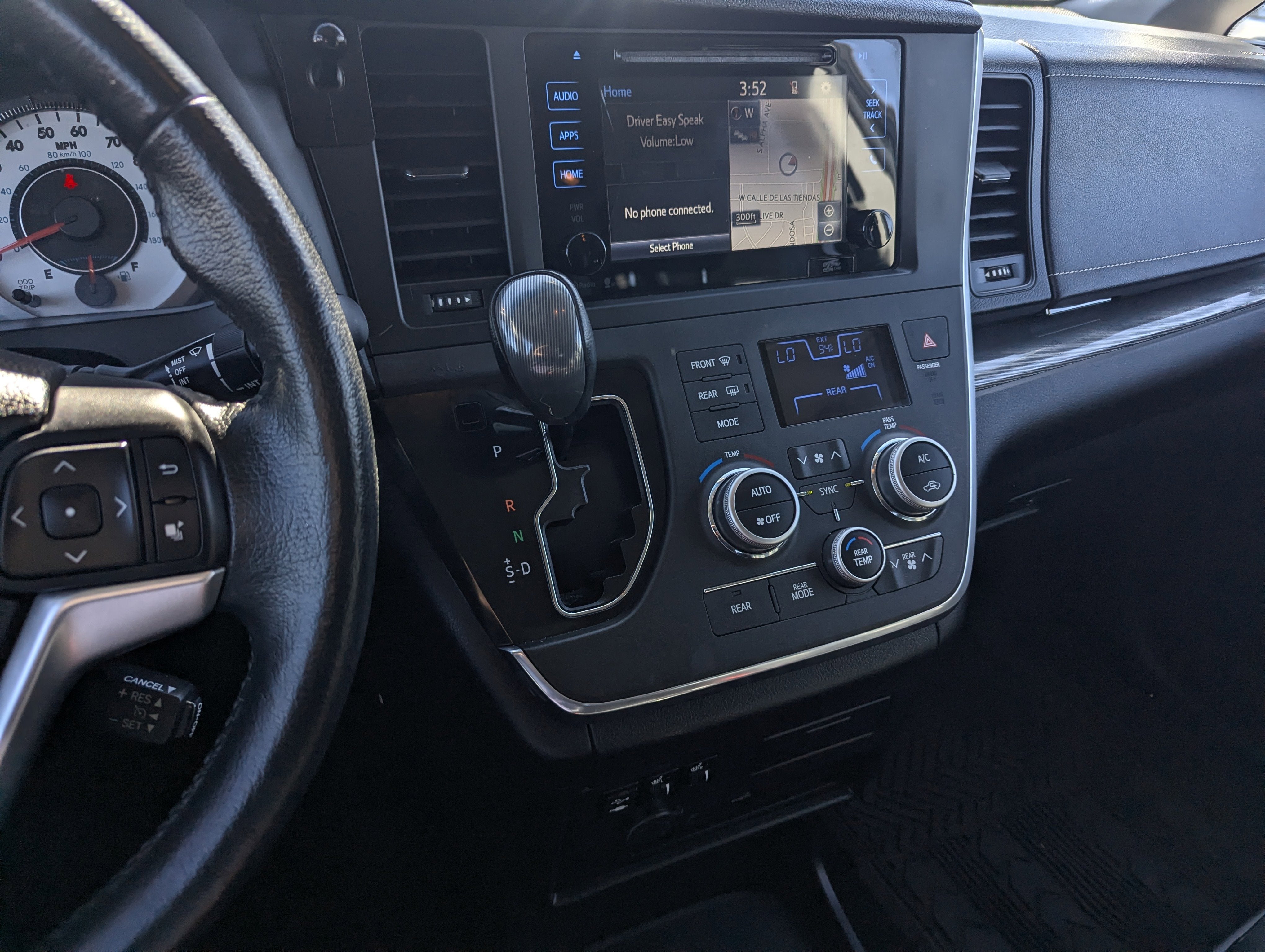 2015 Toyota Sienna SE Premium - Photo 11