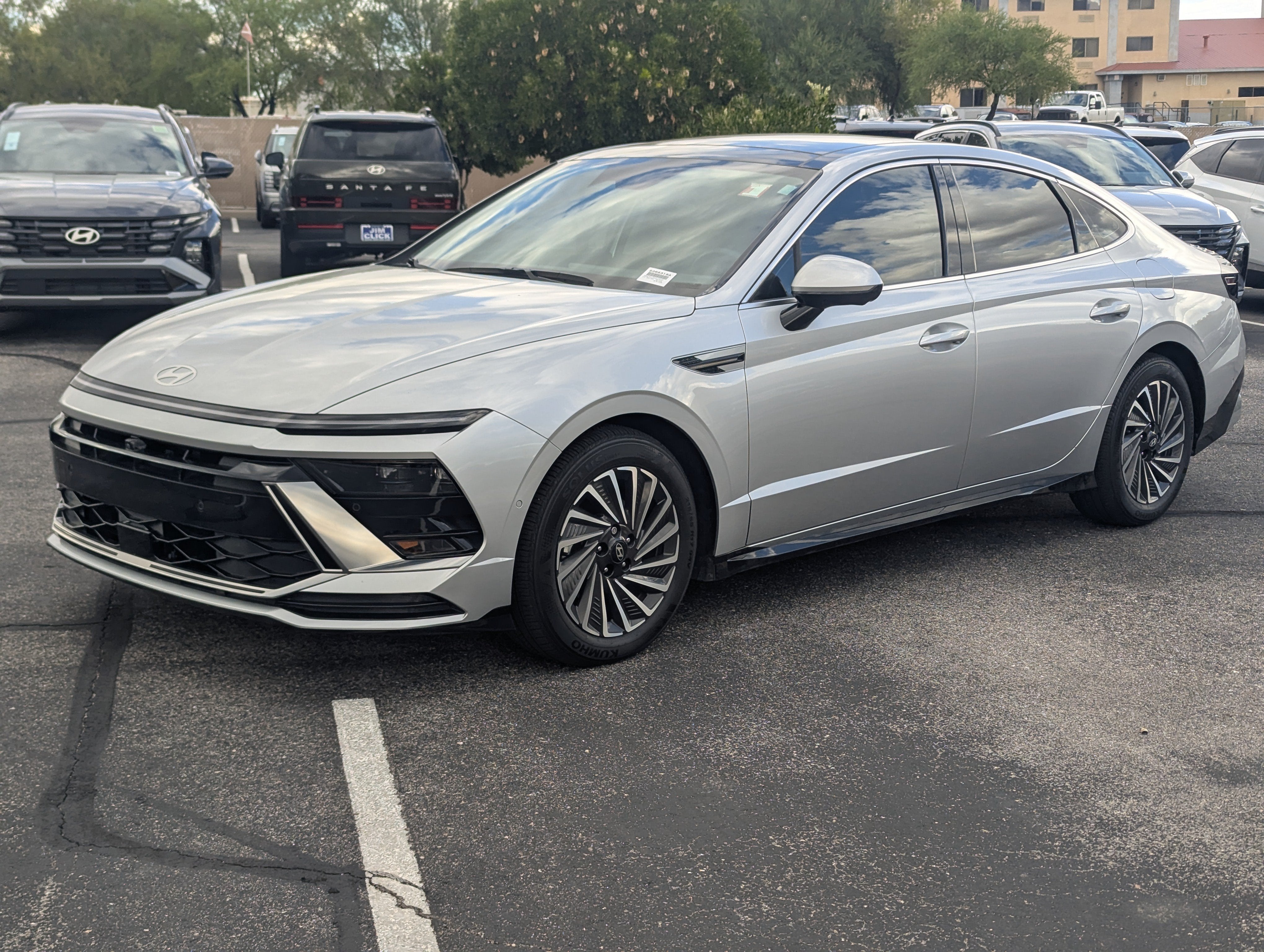 2025 Hyundai SONATA HYBRID Limited