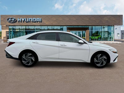 2025 Hyundai ELANTRA SEL Convenience