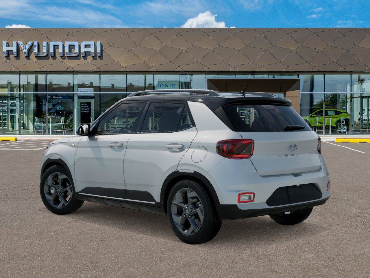 2026 Hyundai VENUE SEL W/Two-Tone Roof