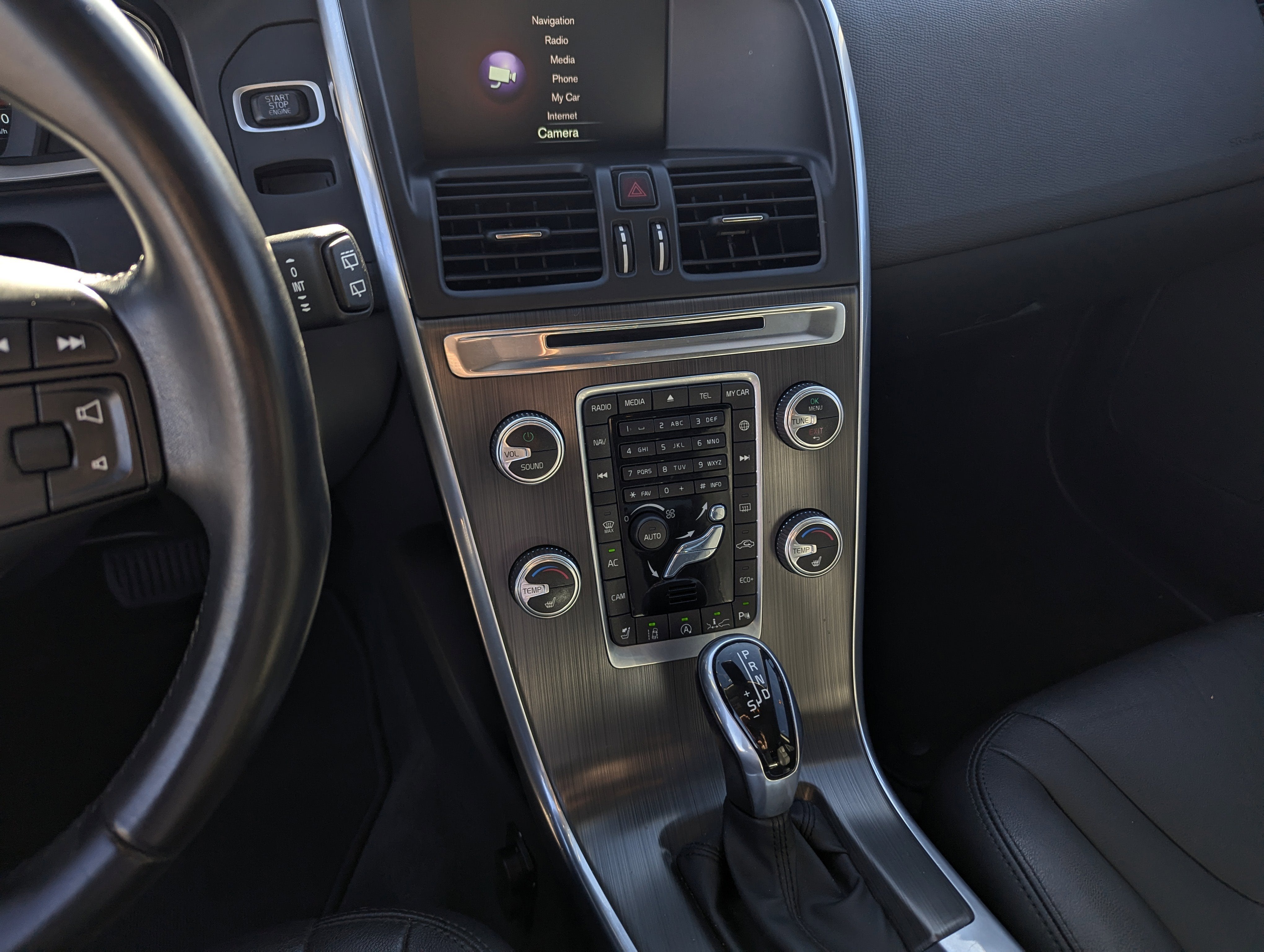 2016 Volvo XC60 T5 Drive-E Platinum